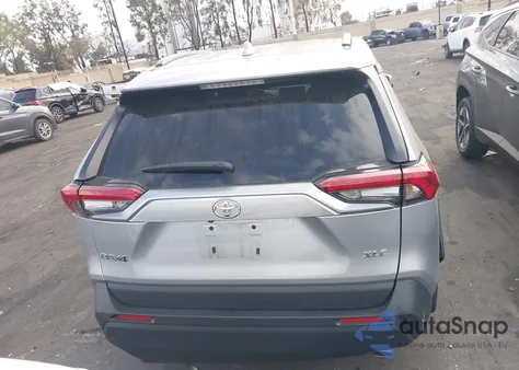 2024 Toyota Rav4 Xle Premium z USA, uszkodzony, nr VIN 2T3C1RFV0RC260667